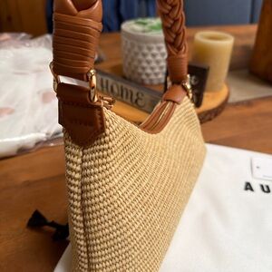 Elegant Tan Woven Shoulder Bag